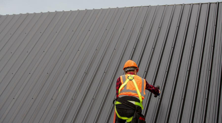 Professional metal roof installation services in Summersville, MO